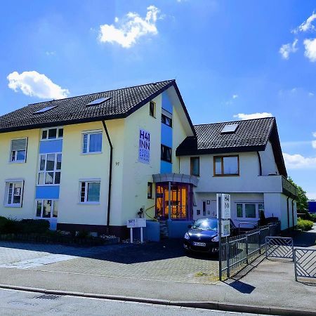 H41 Inn Hotel Garni Freiburg (Adults Only) 군델핀겐 외부 사진